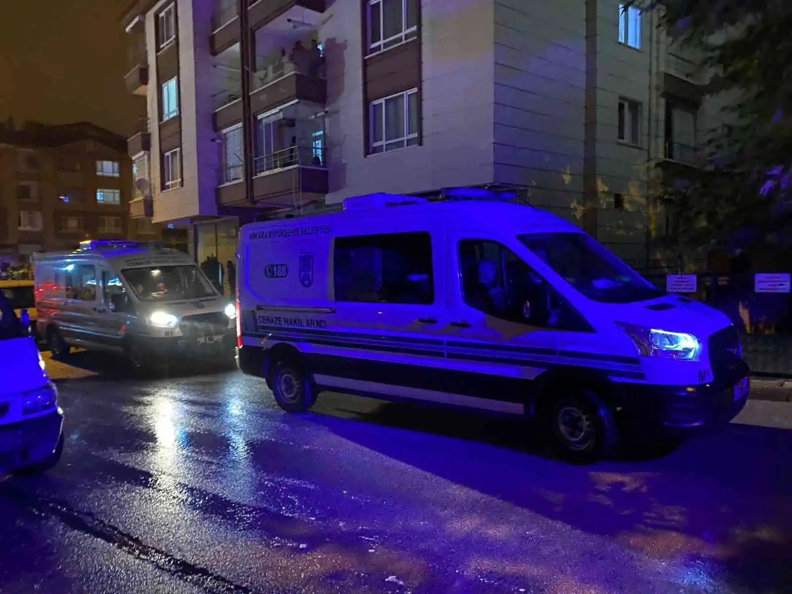 Ankara’da boşanma aşamasındaki koca dehşet saçtı: Eşini ve çocuklarını öldürüp intihar etti
