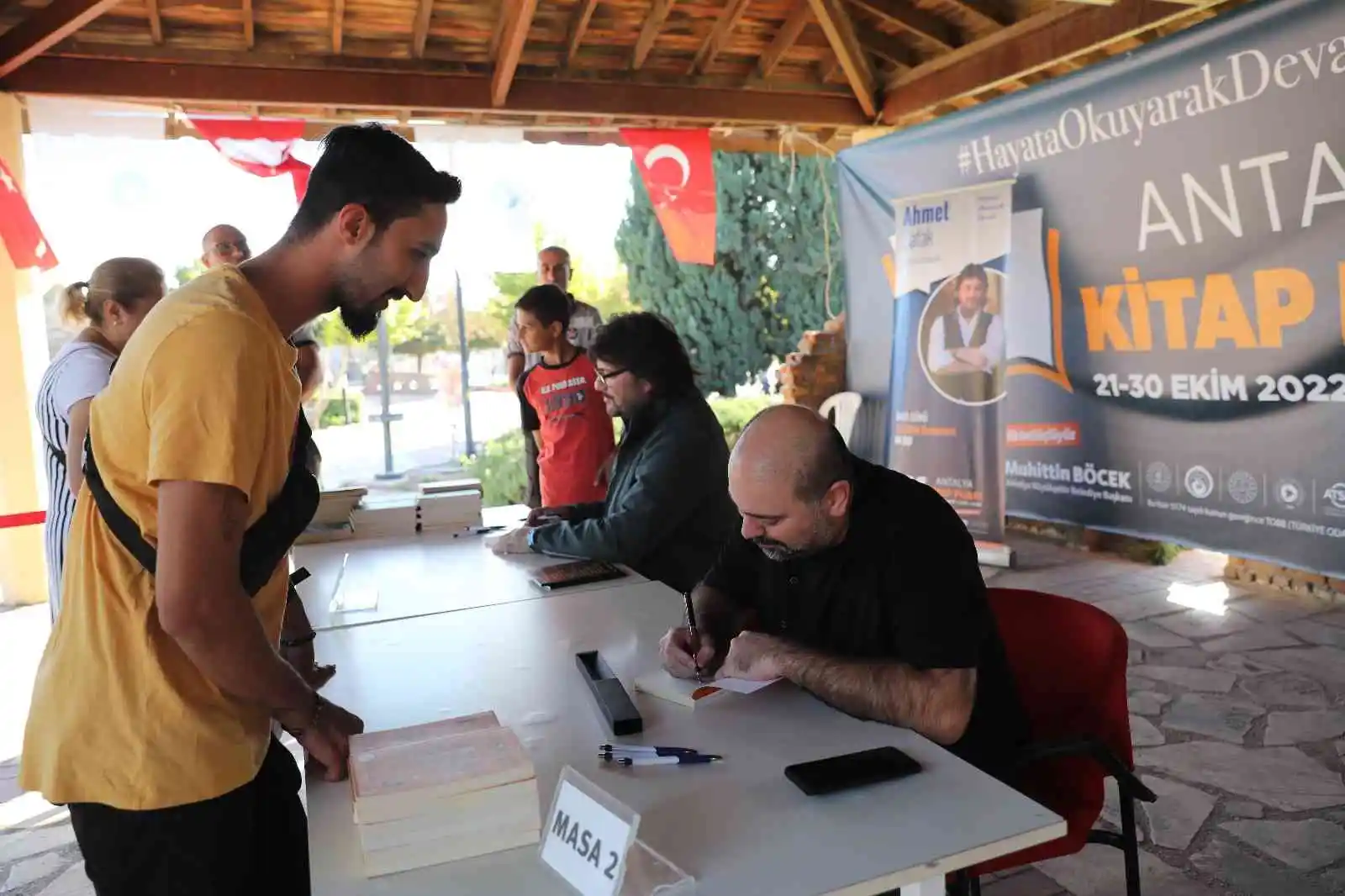Antalya Kitap Fuarı’nın 5’nci gününde ziyaretçi rekoru
