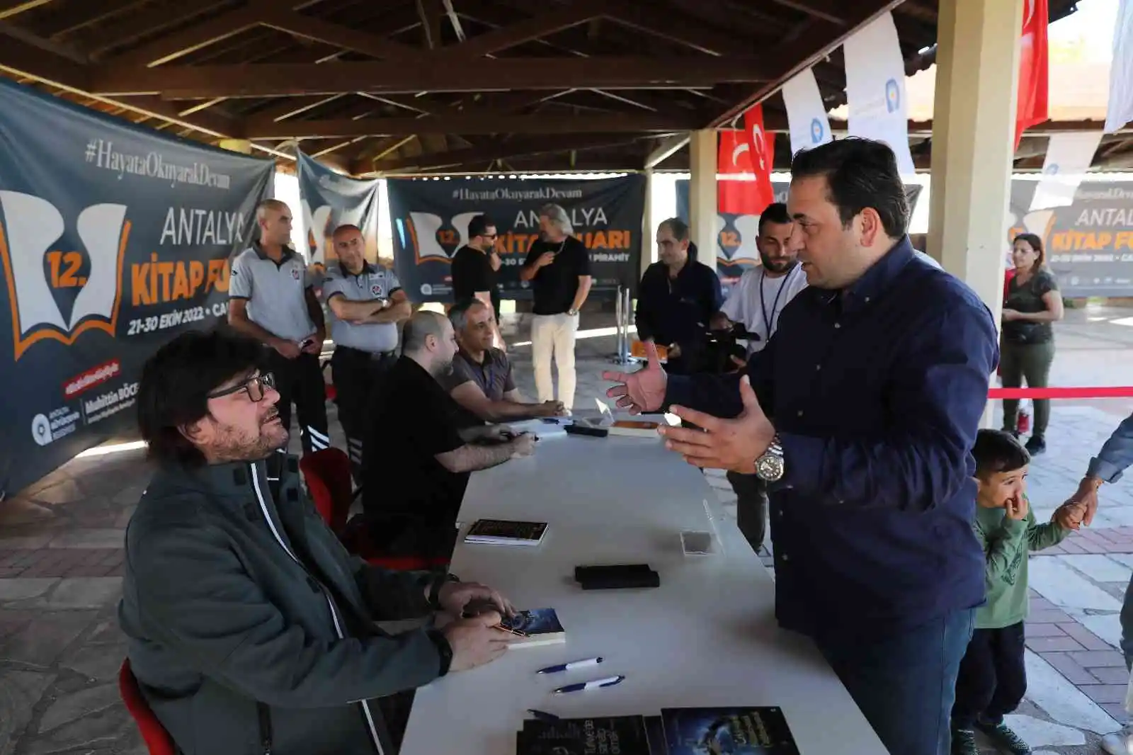 Antalya Kitap Fuarı’nın 5’nci gününde ziyaretçi rekoru