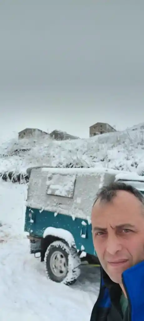 Artvin’de kar yağışı sonrası yüksek kesimler beyaza büründü