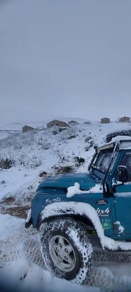Artvin’de kar yağışı sonrası yüksek kesimler beyaza büründü