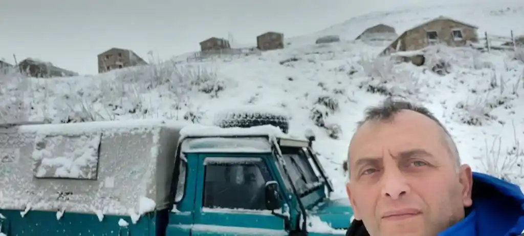 Artvin’de kar yağışı sonrası yüksek kesimler beyaza büründü