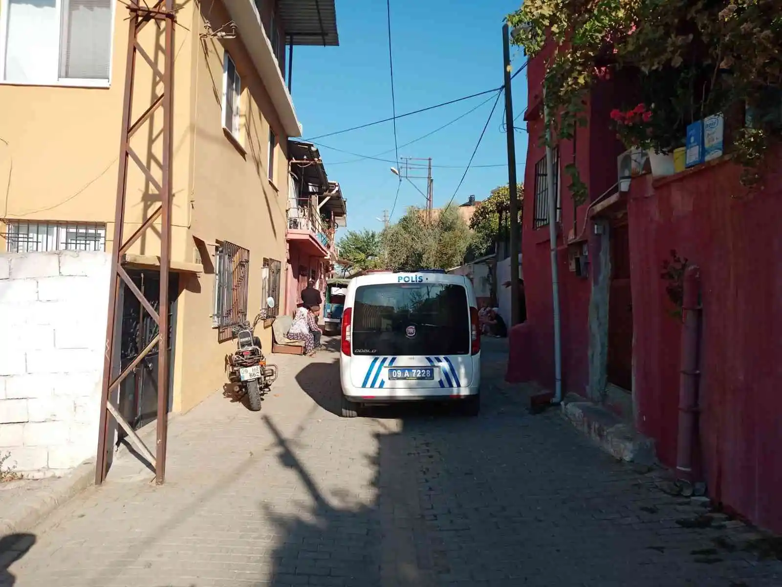 Aydınlı genç, evinde ölü bulundu
