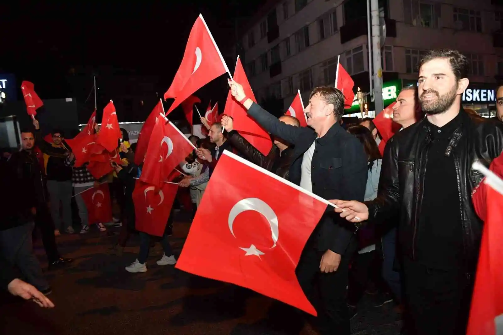 Bahçelievler’de Cumhuriyet Bayramı Coşkusu
