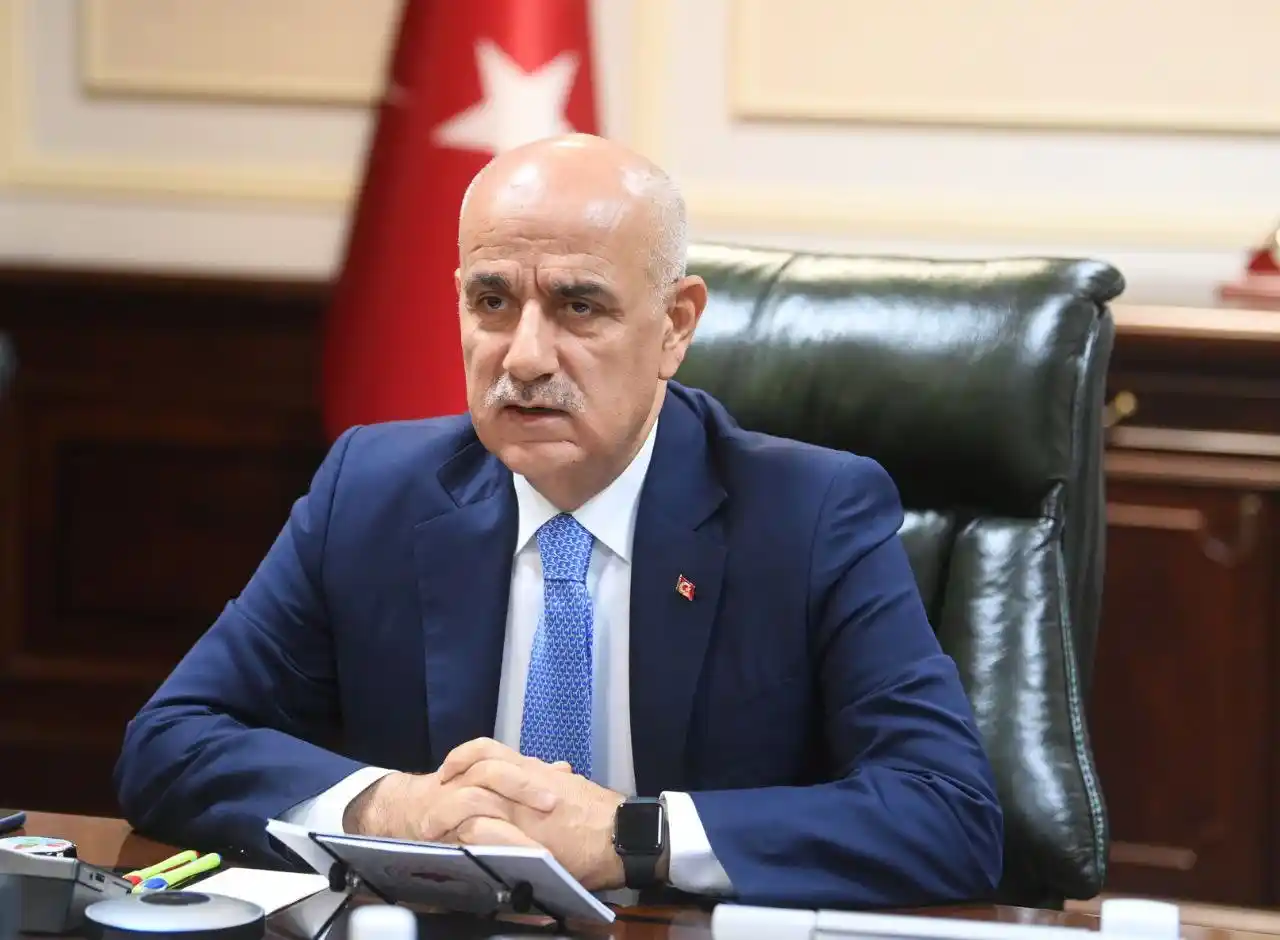 Bakan Kirişci: "Üreticilerimizin sorunlarına derman olmak için inisiyatif alın"