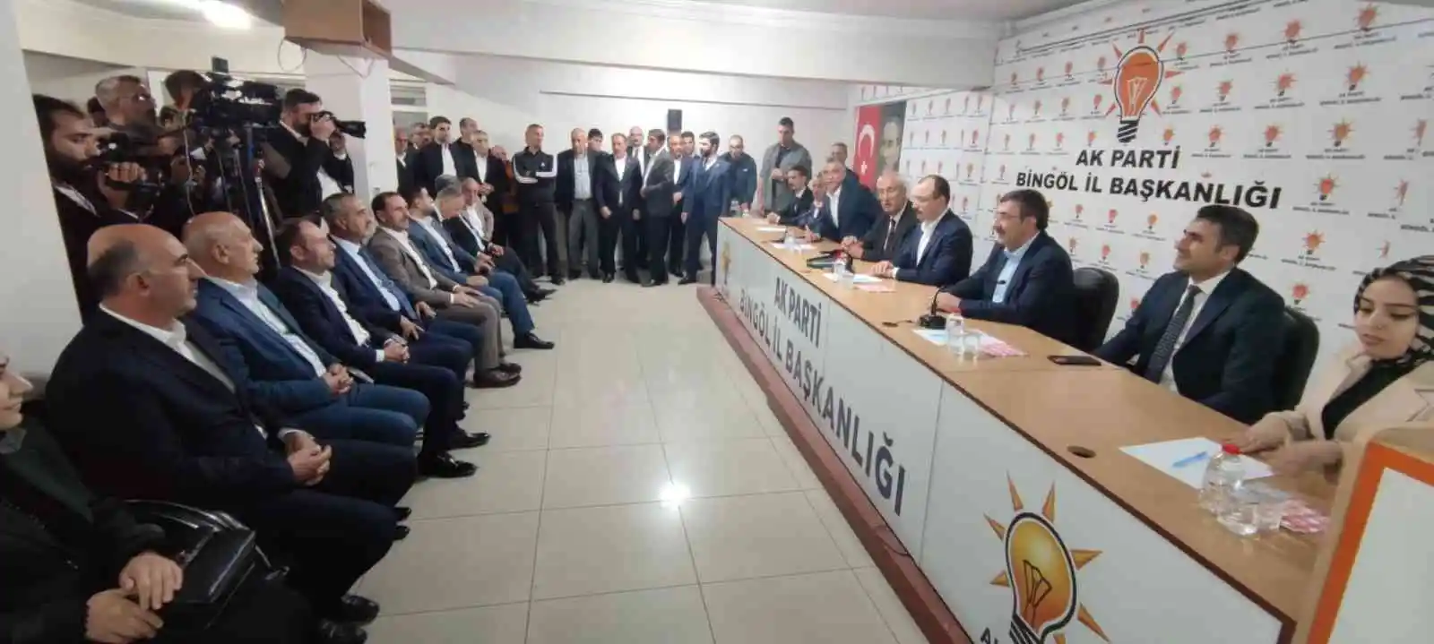 Bakan Muş: “Yönetime talip olunan basit bir apartman kooperatifi değil, Türkiye Cumhuriyeti Devleti”