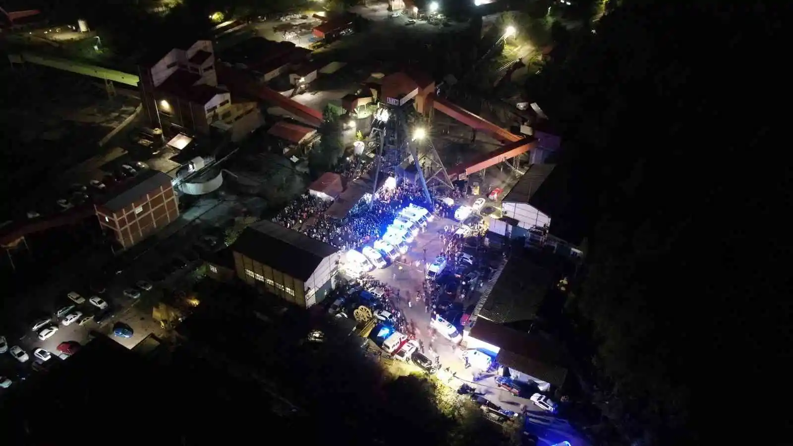 Bartın'da patlama yaşanan maden ocağı dron ile havadan görüntülendi