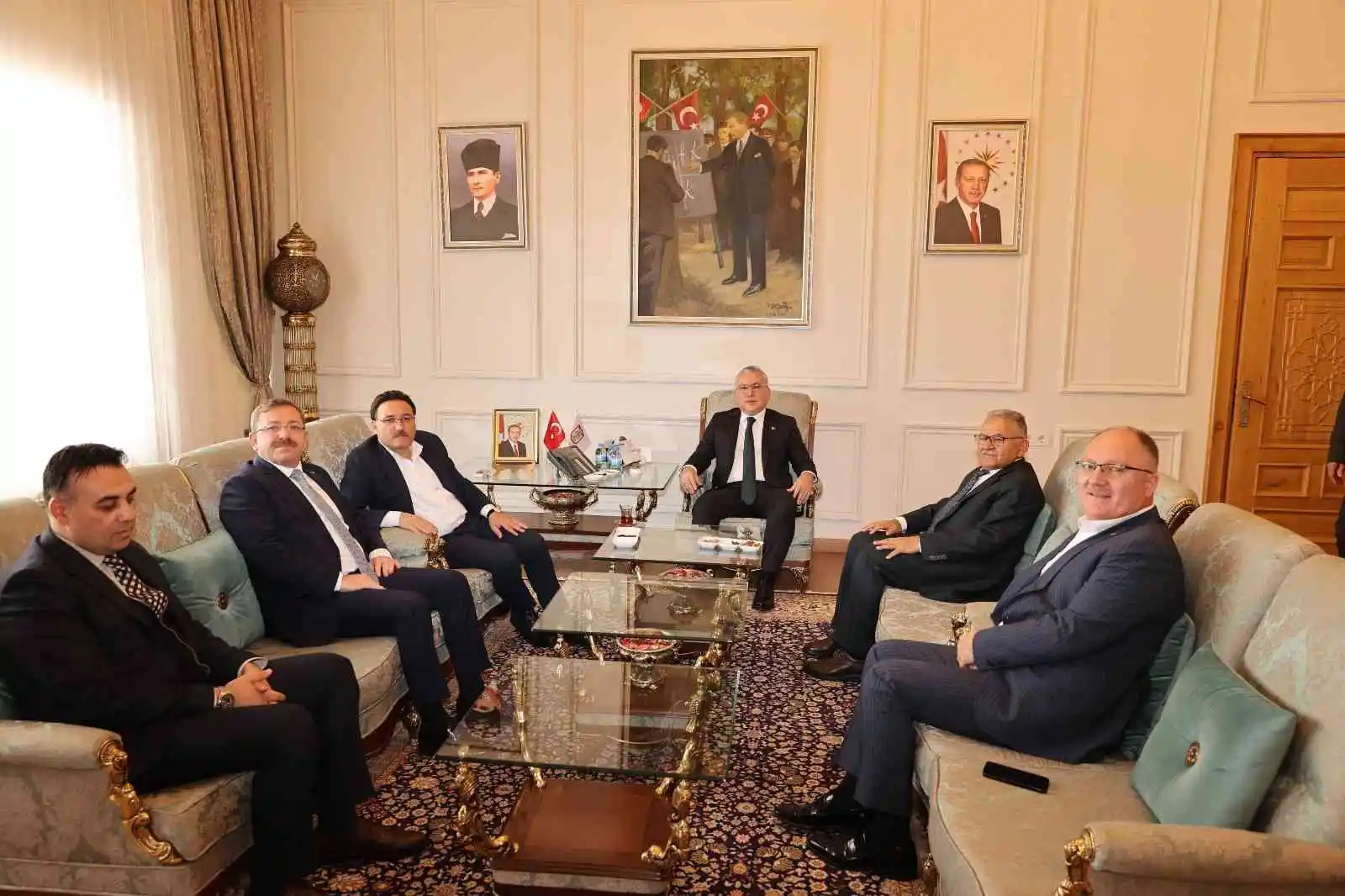 Başkan Büyükkılıç, Sivas'ta Oran Yönetim Kurulu Toplantısı'na katıldı