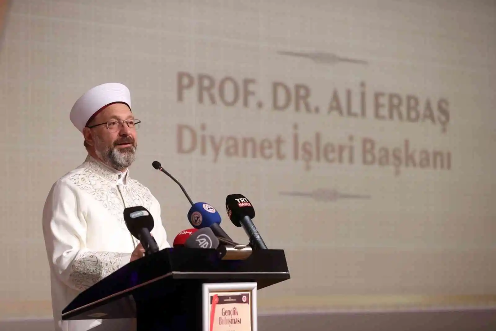 Başkan Erbaş: "Müslüman Türk askeri ahlakını İslam'dan alıyor"

