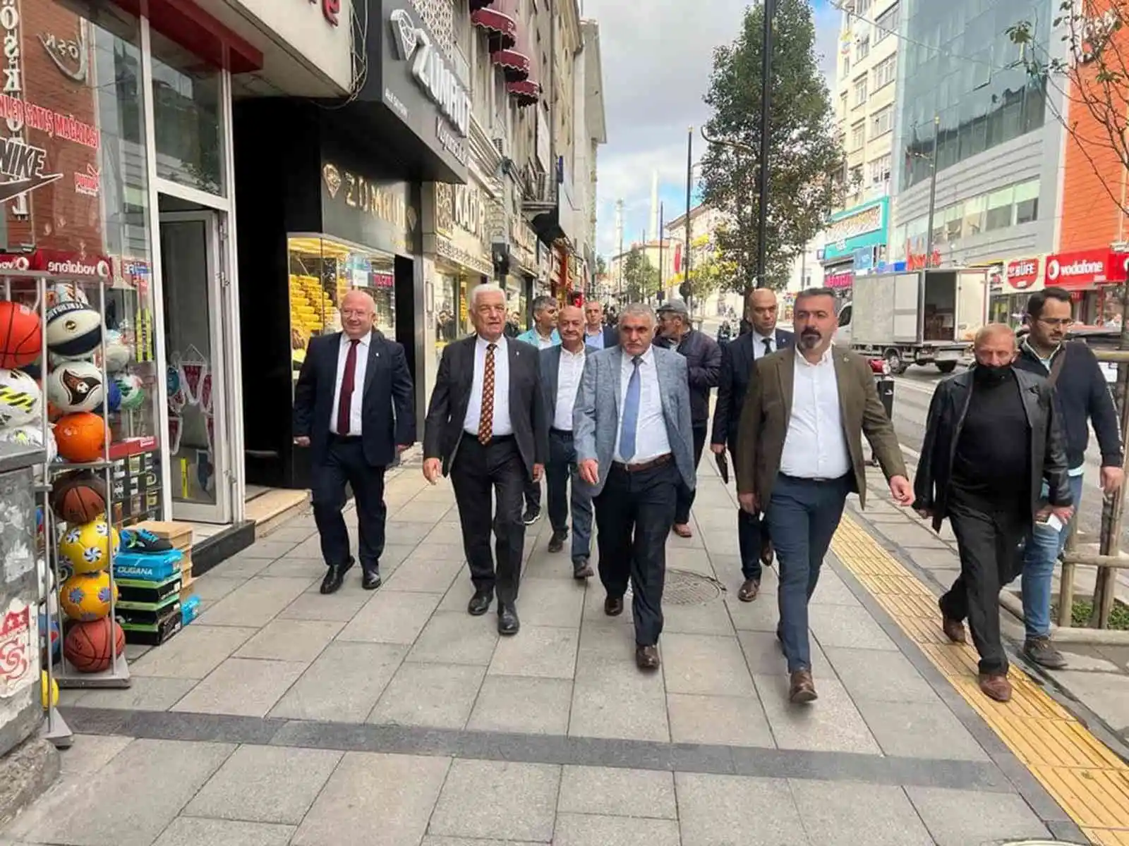 Başkan Gürün, CHP'li Belediye Başkanları çalıştayına katıldı