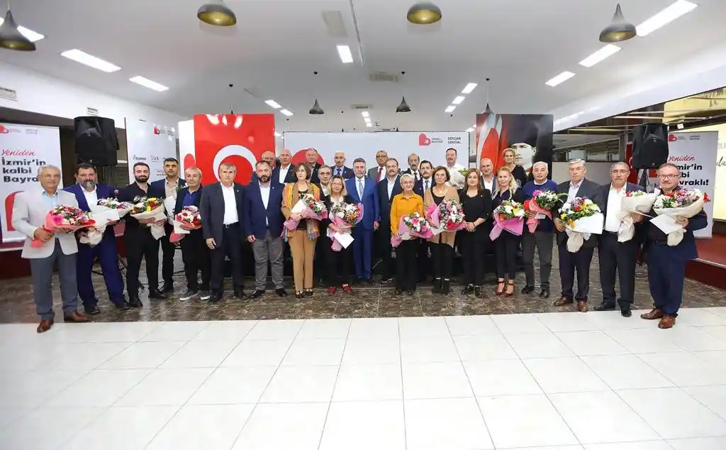 Başkan Sandal, muhtarlarla buluştu