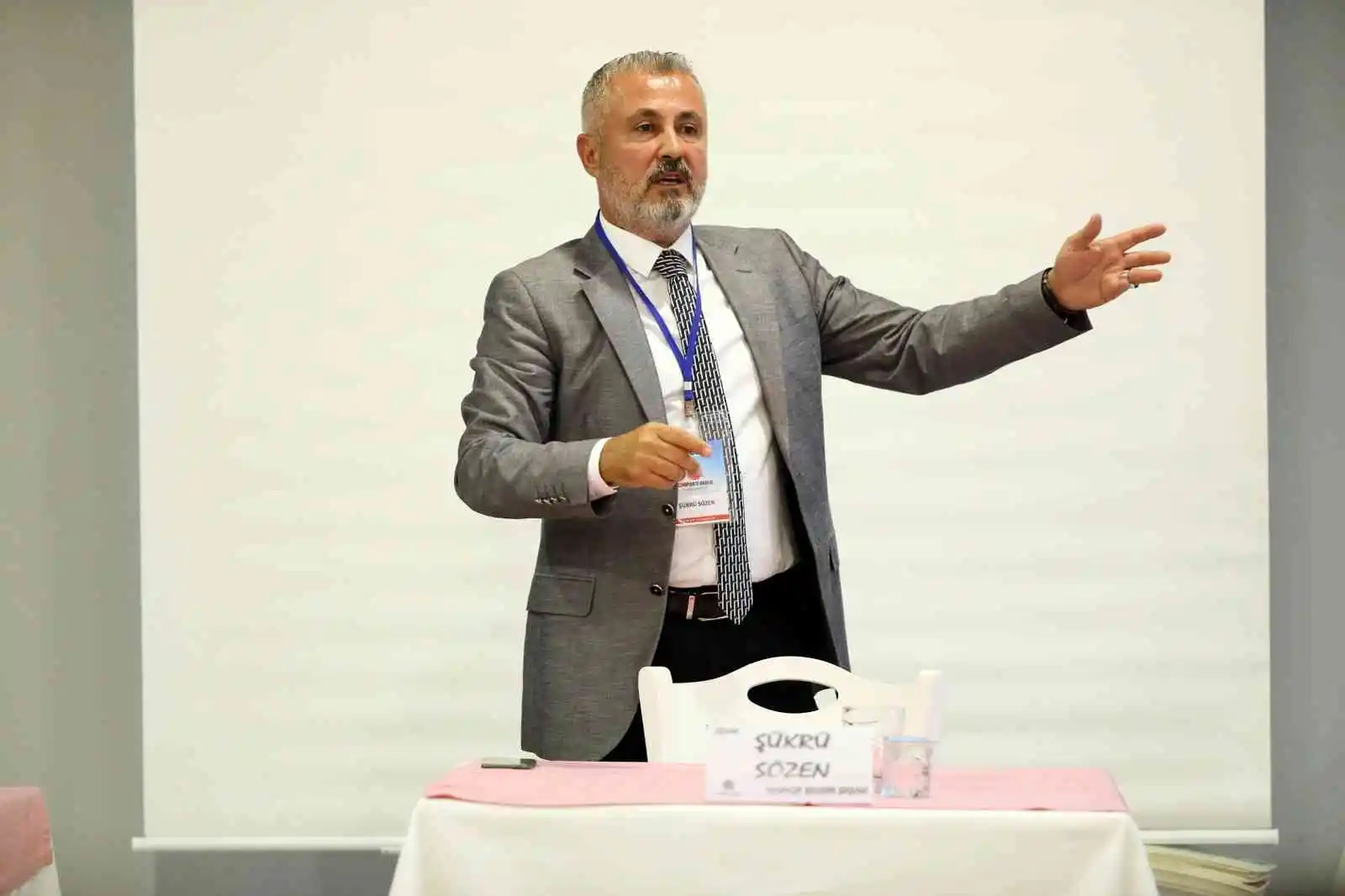 Başkan Şükrü Sözen CHP’li gençlerle buluştu