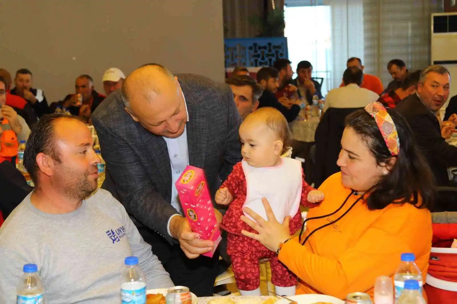 Başkan Tavlı: “Ünye’ye hizmet eden büyük bir aileyiz”