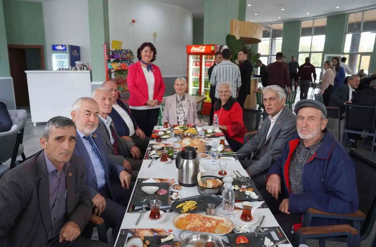 Başkan Vekili Subaşı, muhtarlarla bir araya geldi