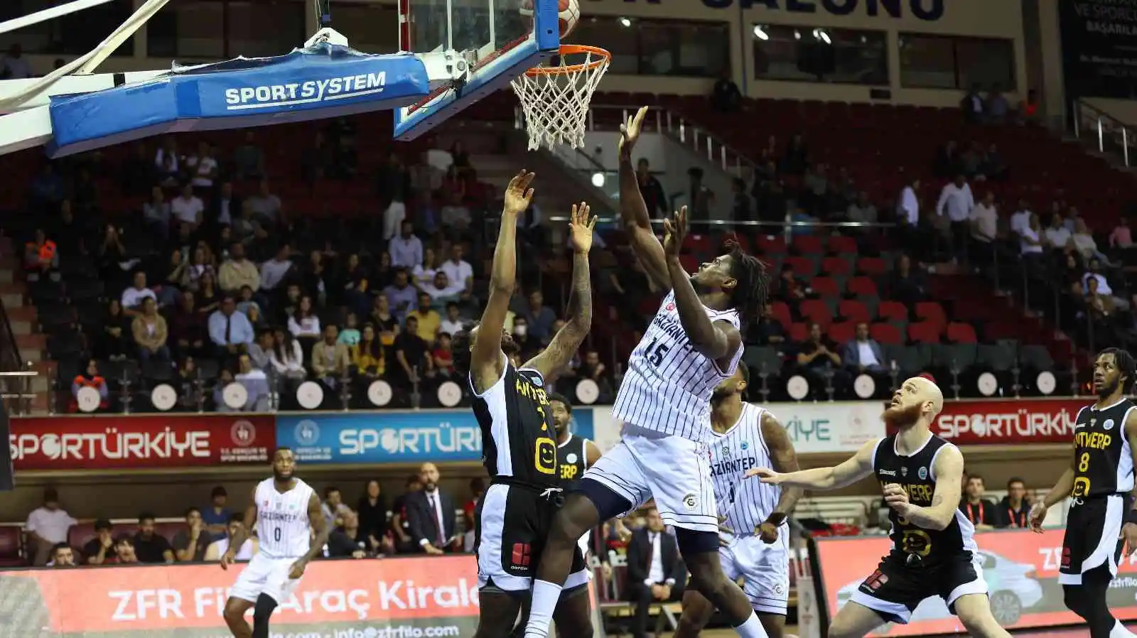 Basketbol FIBA Europe Cup: Gaziantep Basketbol: 82 - Telent Giants Antwerp: 63
