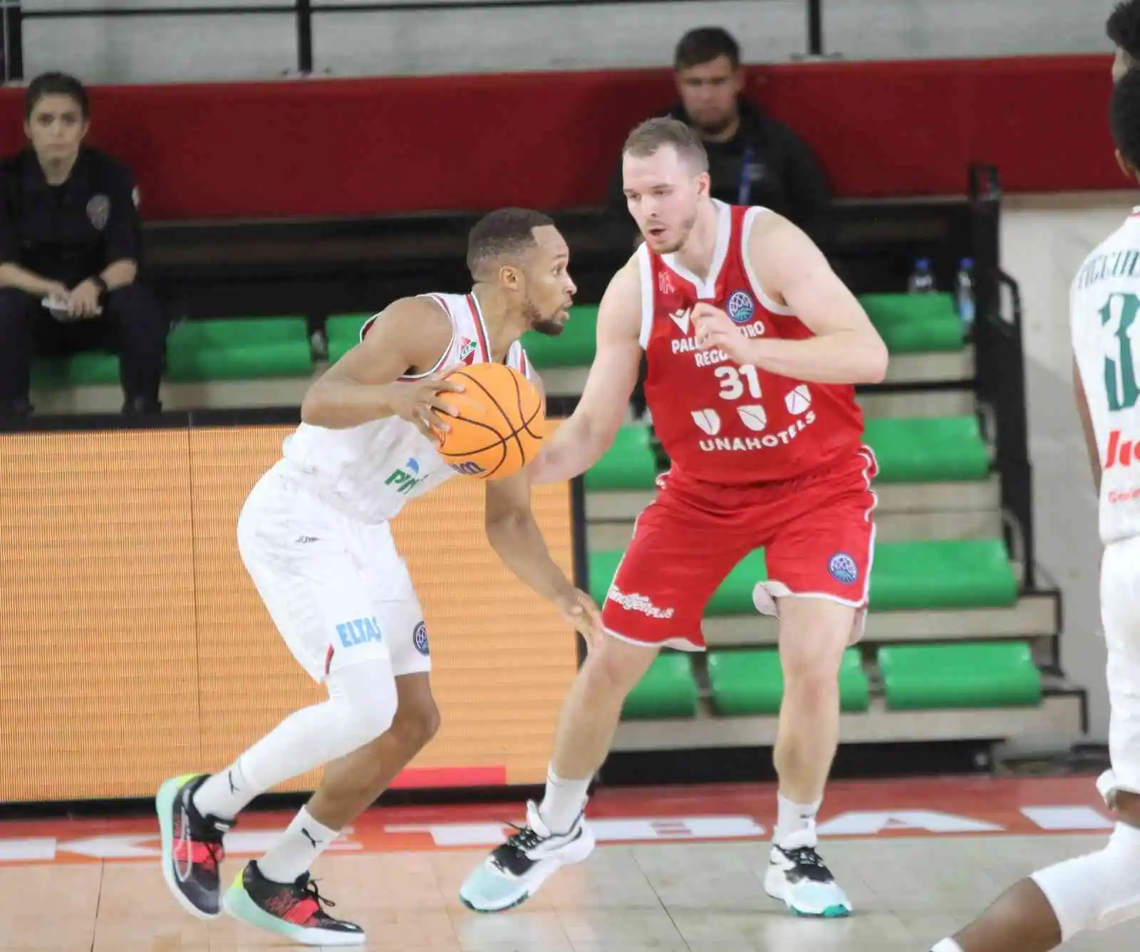 Basketbol Şampiyonlar Ligi: Pınar Karşıyaka: 83 - Reggio Emilia: 76