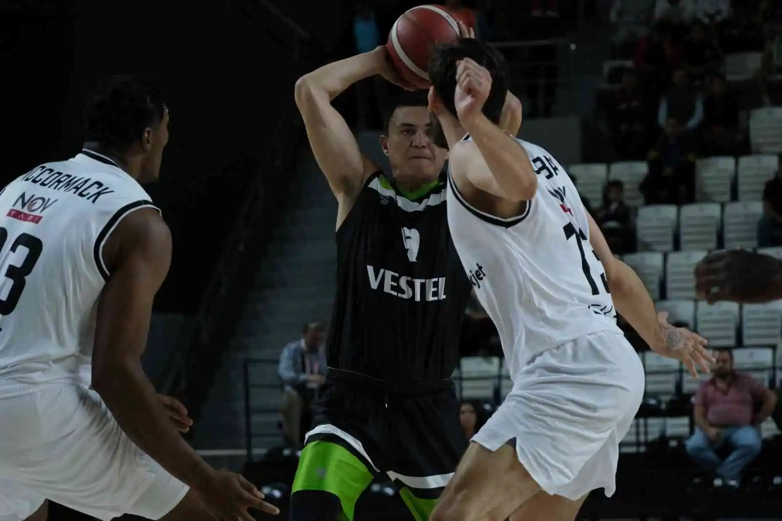 Basketbol Süper Ligi: Manisa BBSK: 73 - Beşiktaş: 66
