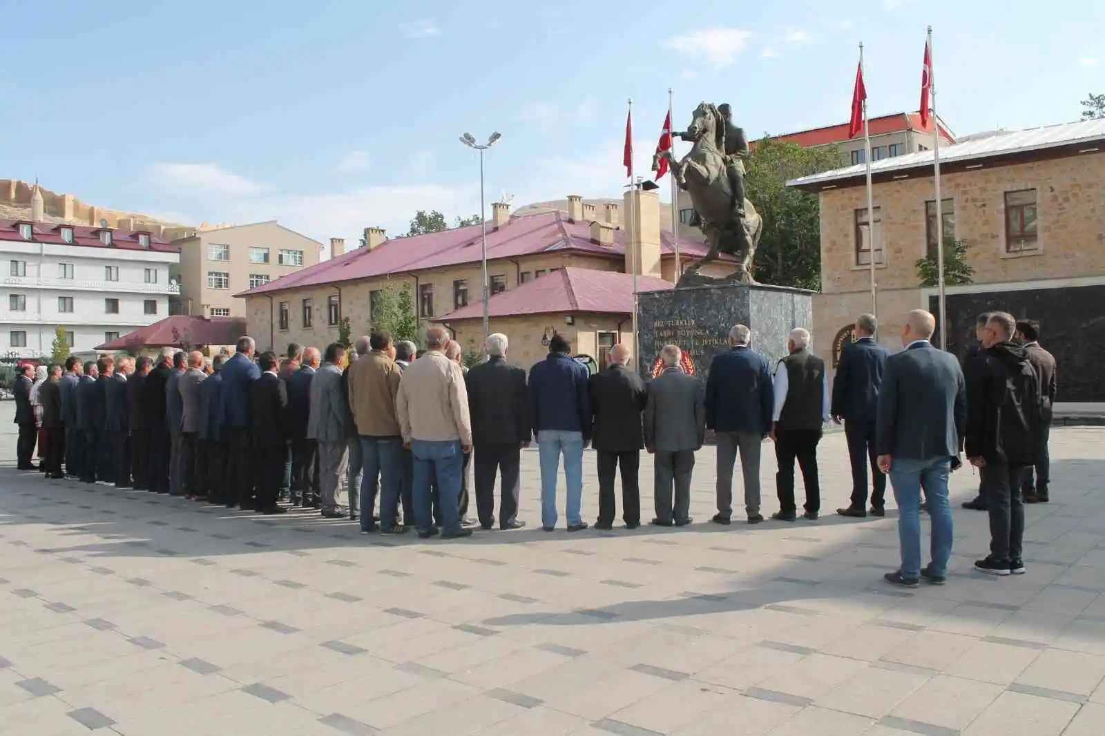 Bayburt’ta Muhtarlar Günü törenle kutlandı