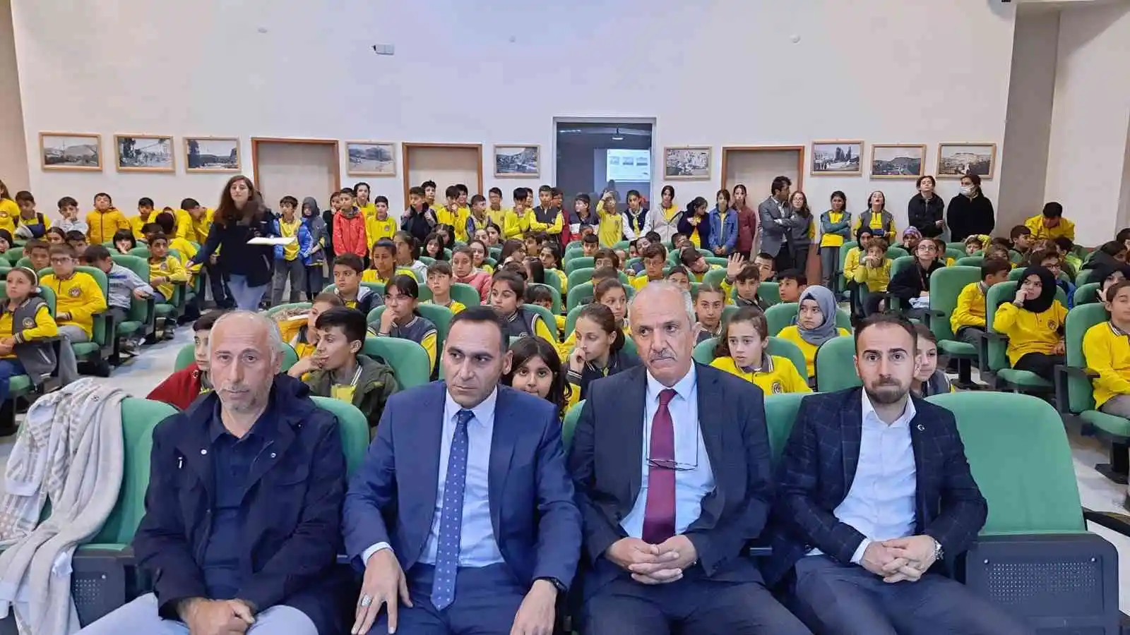 Bayburt’ta okullarımızda eş zamanlı tatbikatlar gerçekleştirildi
