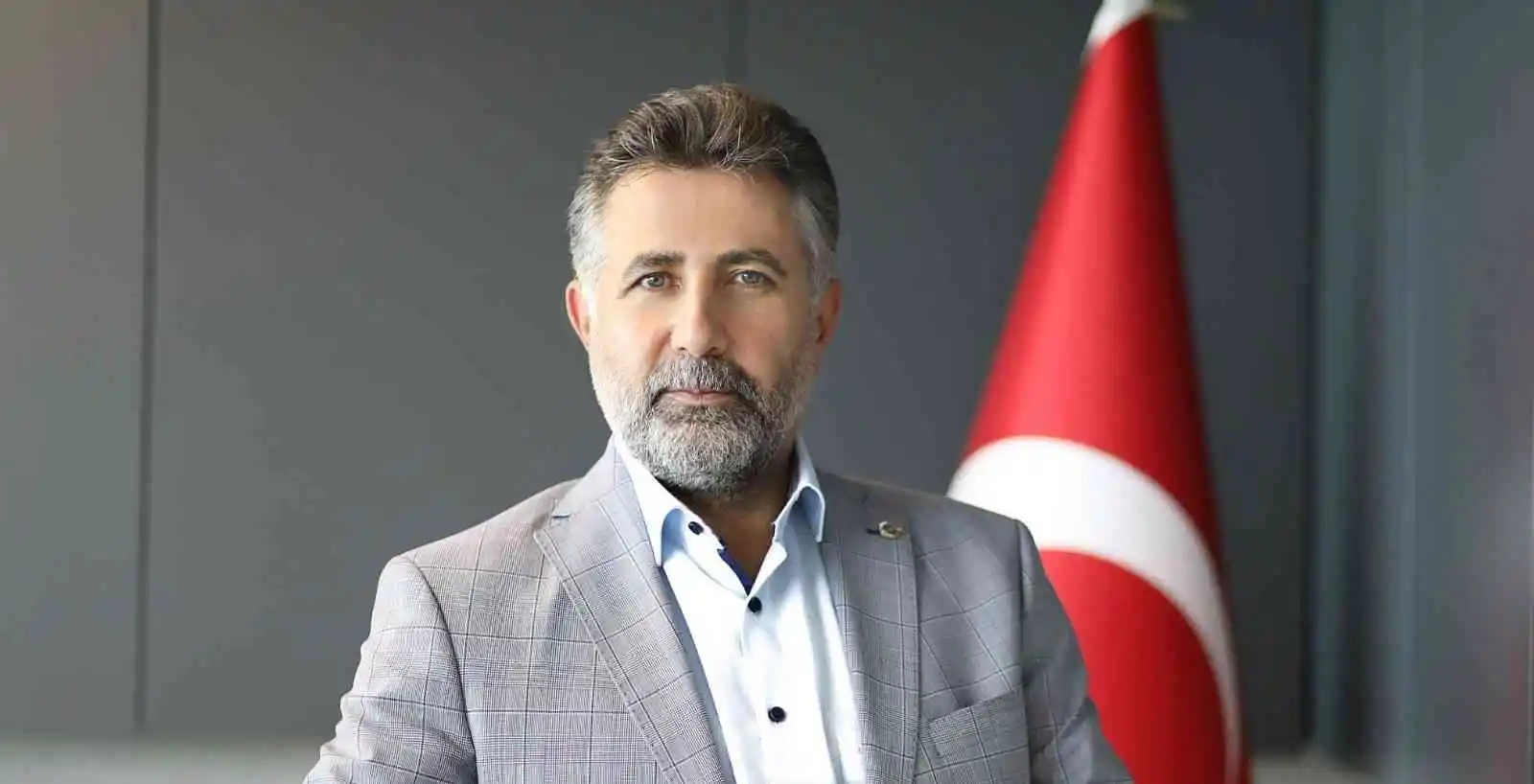 Bayraklı Belediyesinden üniversite öğrencilerine ev eşyası desteği