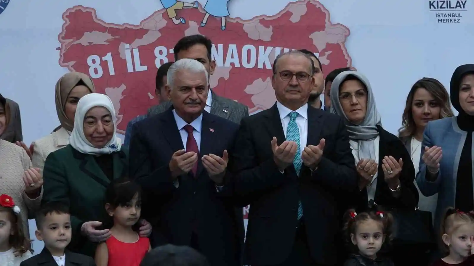 Binali Yıldırım, Trabzon’da anaokulu açılışına katıldı