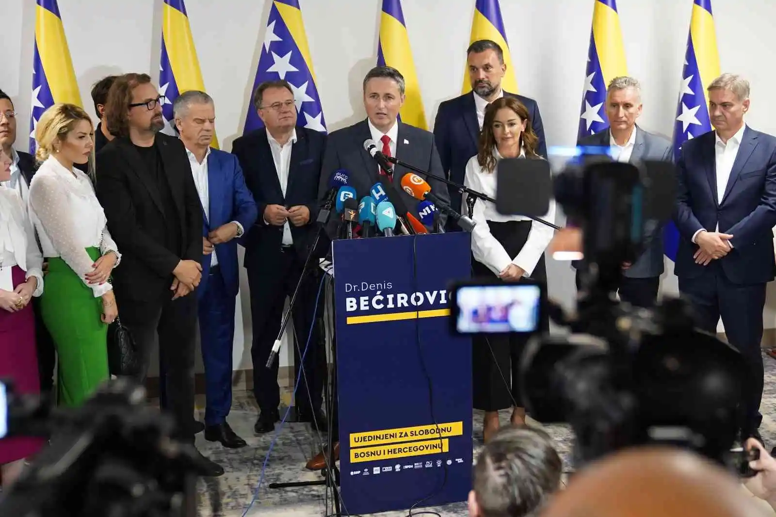 Bosna Hersek’te genel seçimin ilk sonuçları açıklandı
