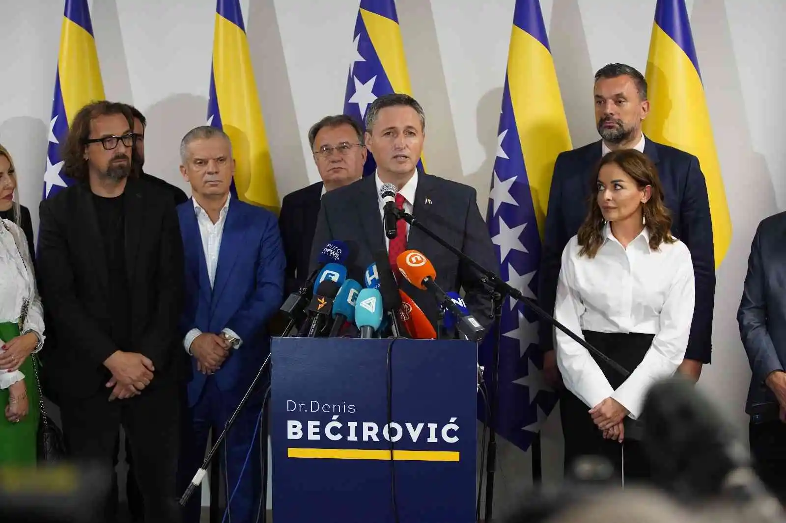 Bosna Hersek’te genel seçimin ilk sonuçları açıklandı
