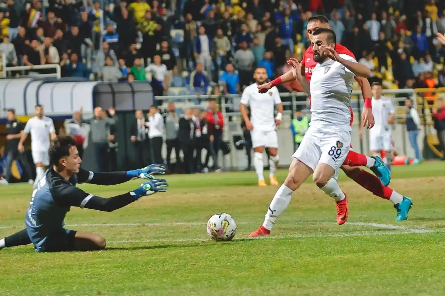 Bucaspor’da Erhan Çelenk fırtınası