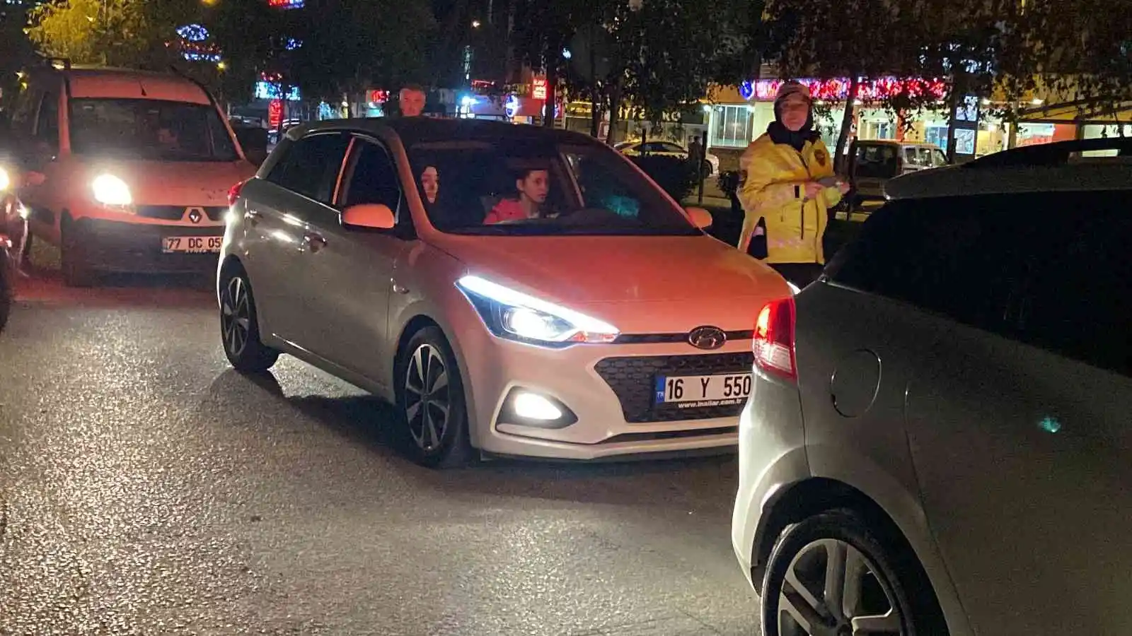 Bursa’da 200 polis ve jandarma ile huzur uygulaması