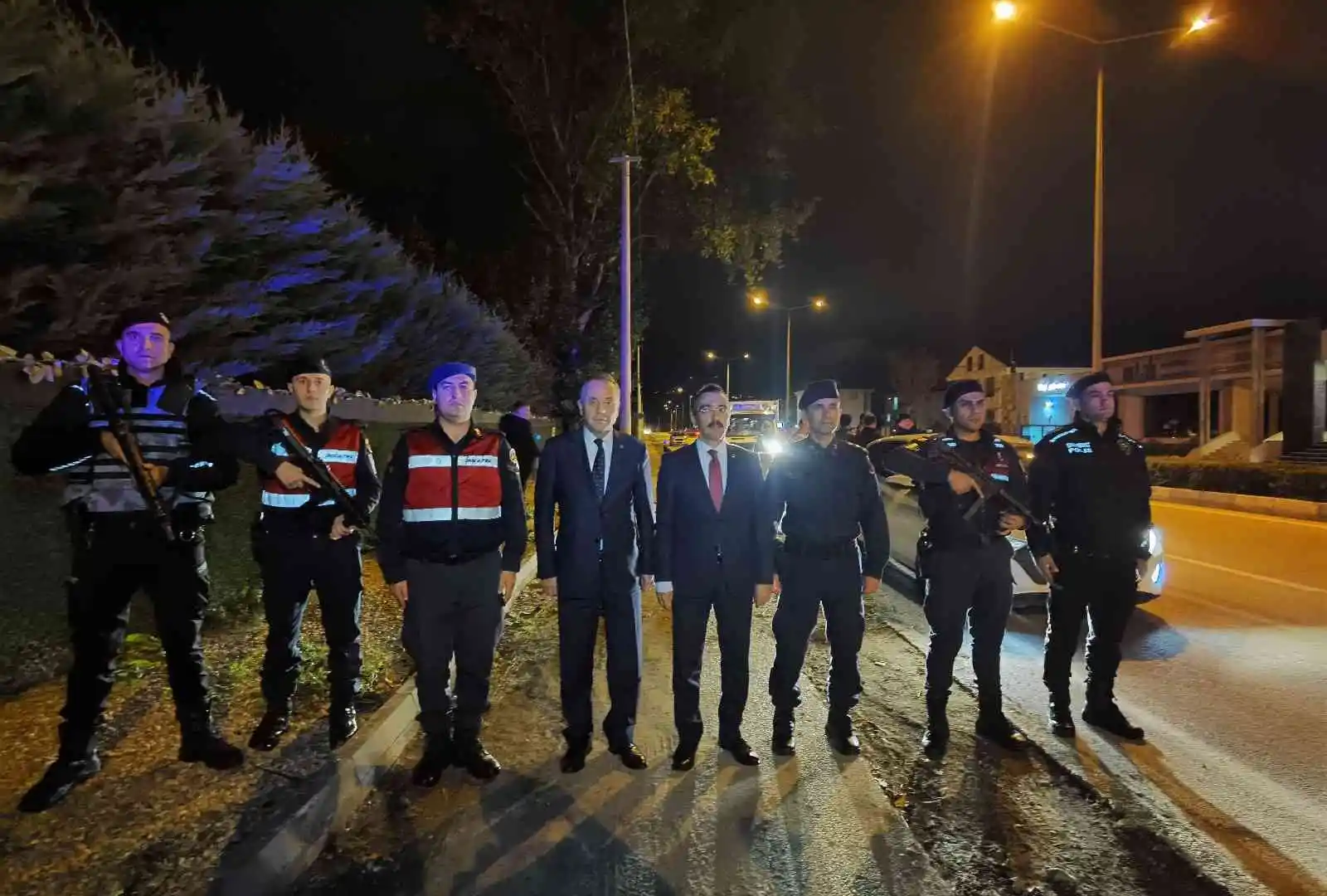 Bursa’da 200 polis ve jandarma ile huzur uygulaması