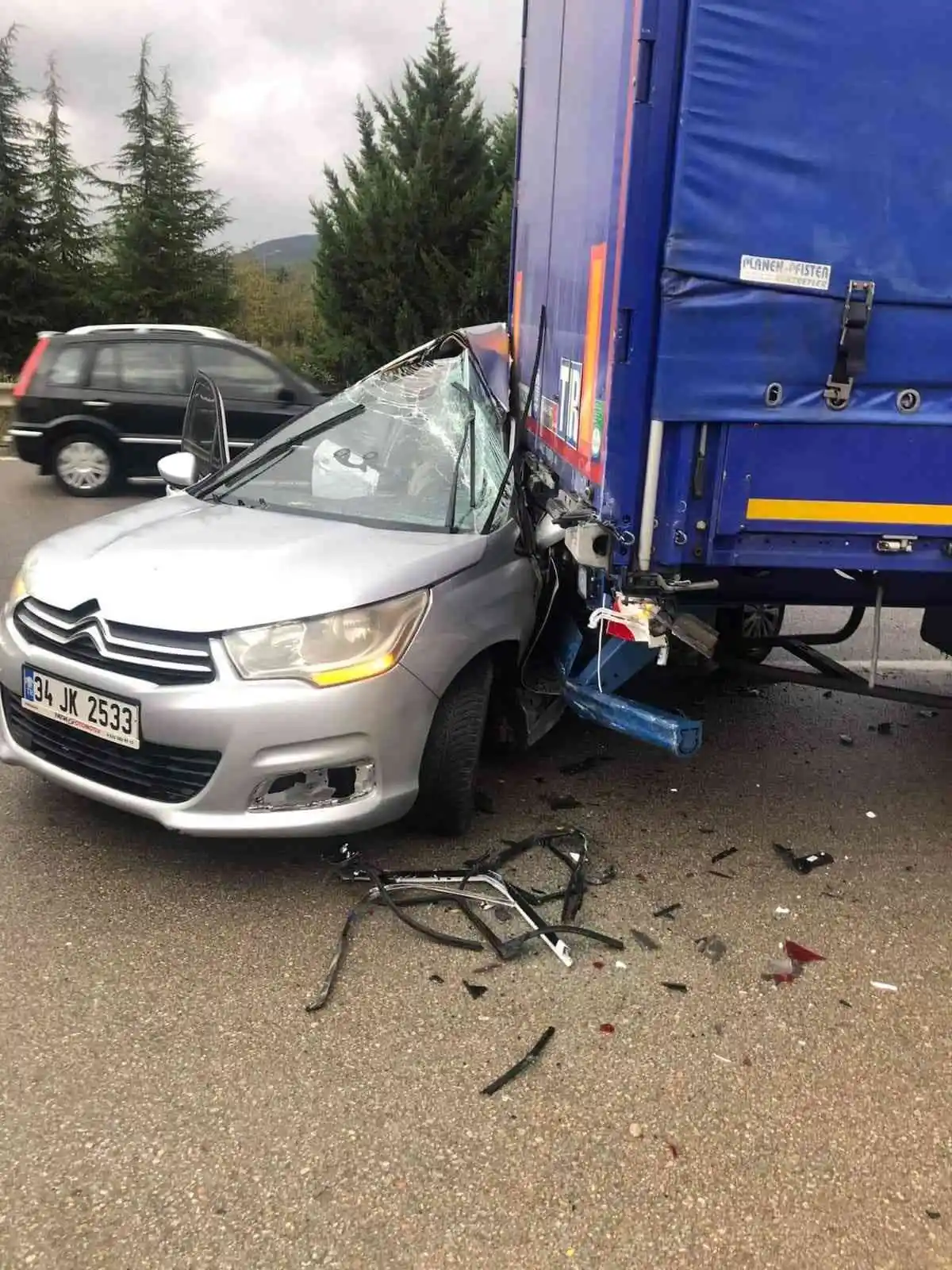 Bursa’da yağışlı hava kazayı beraberinde getirdi: 2 ölü
