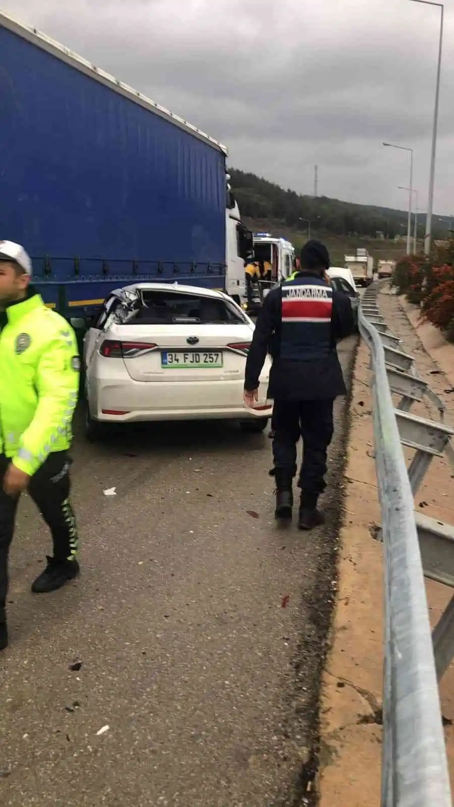 Bursa’da yağışlı hava kazayı beraberinde getirdi: 2 ölü
