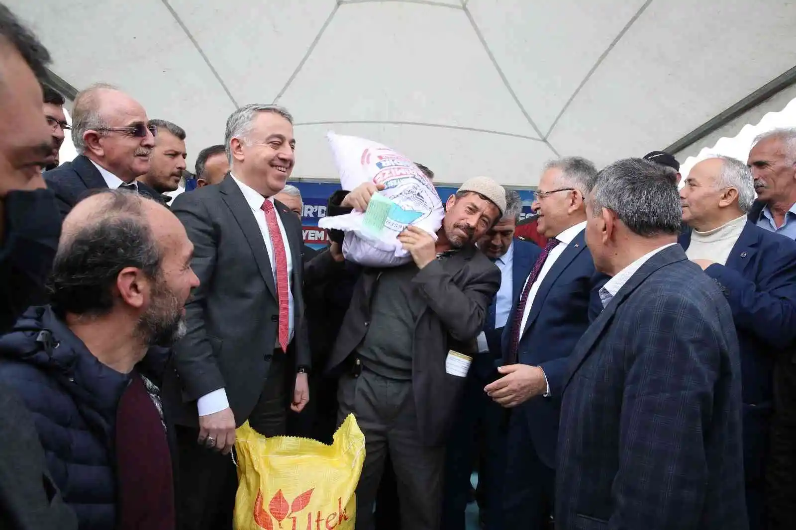 Büyükşehir’den tarıma 34,5 milyon TL’lik tohum desteği