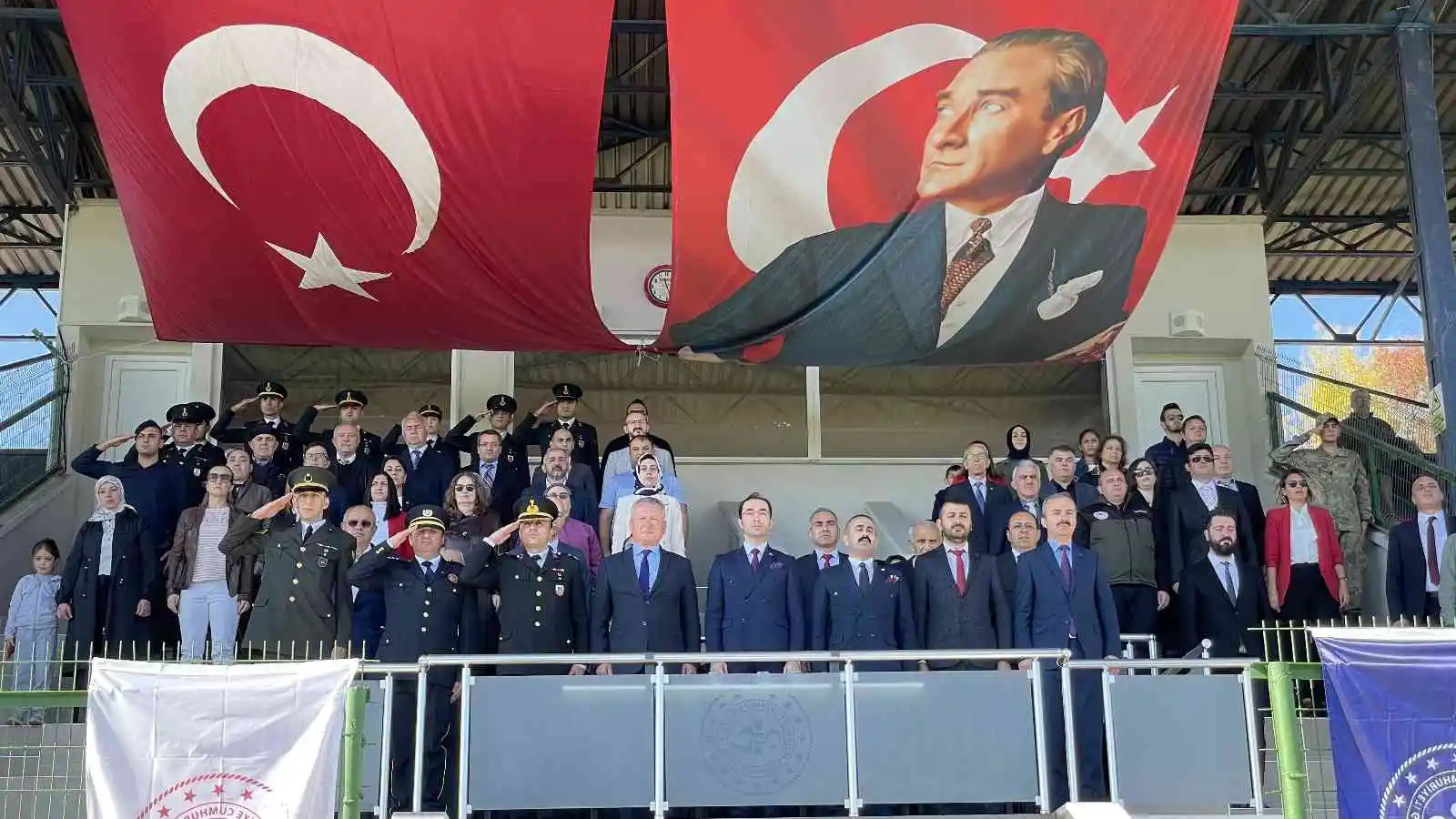Çaycuma’ da 29 Ekim kutlaması gerçekleşti
