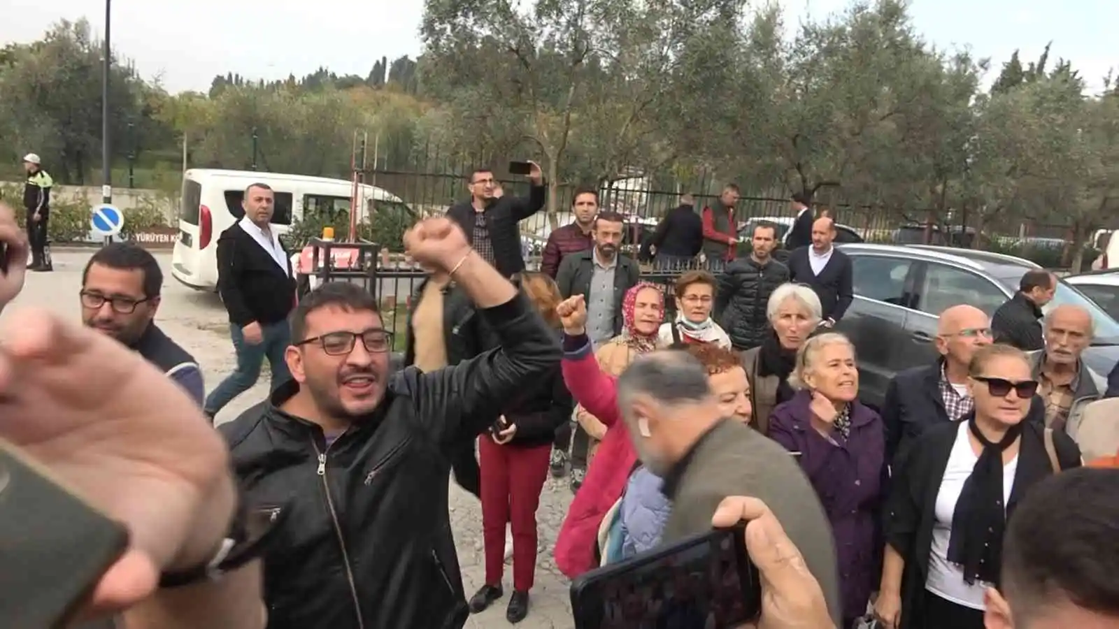 CHP’li vekil mahkemeye hakaret etti