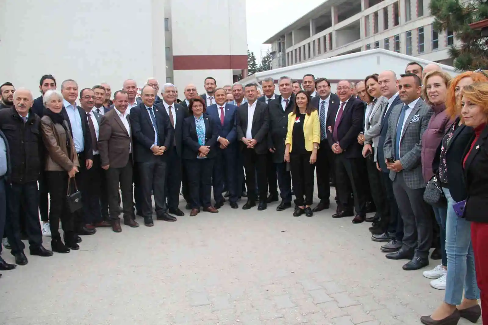 CHP’li vekil mahkemeye hakaret etti