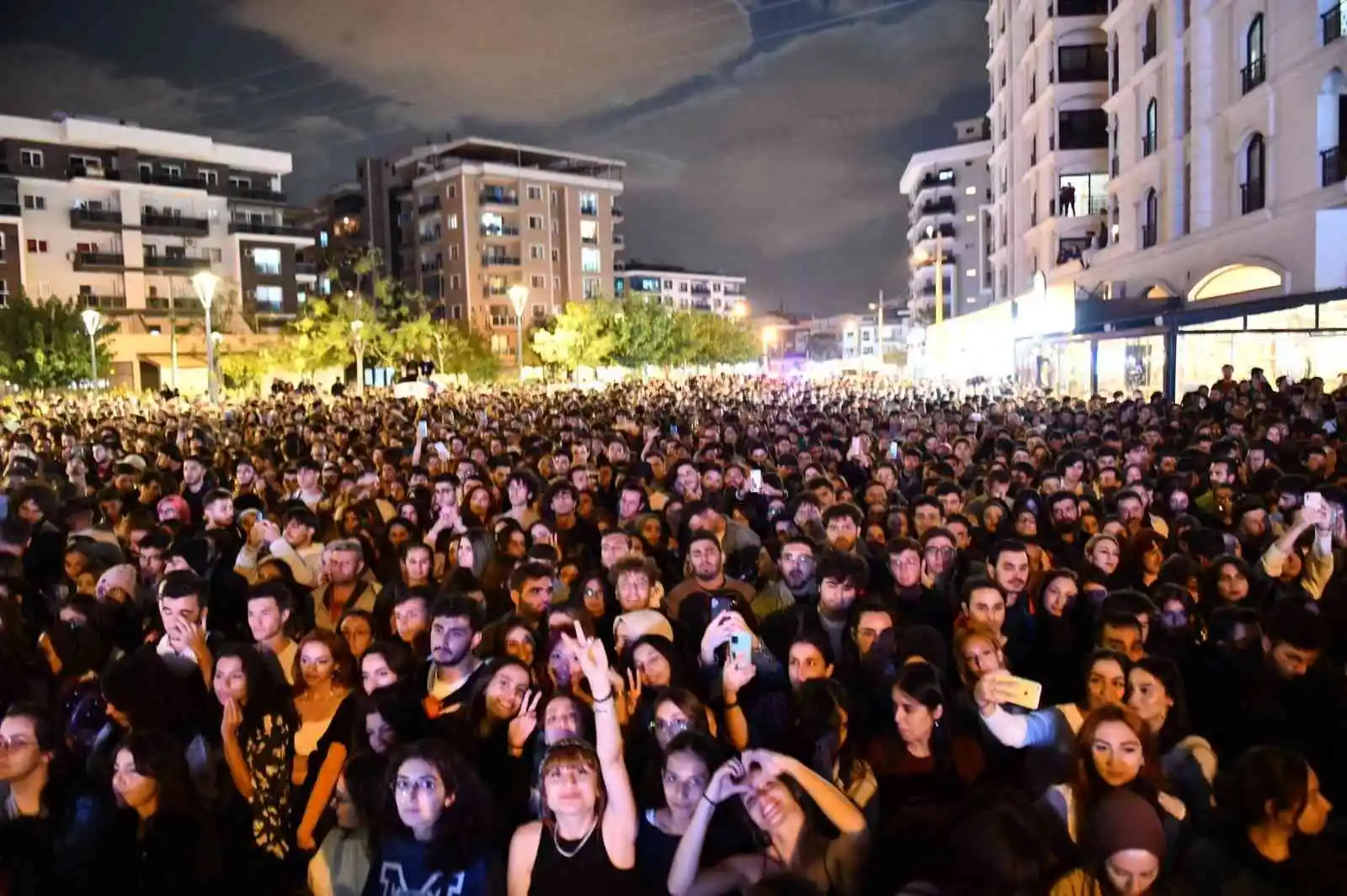 Çiğli’de Pinhani rüzgarı
