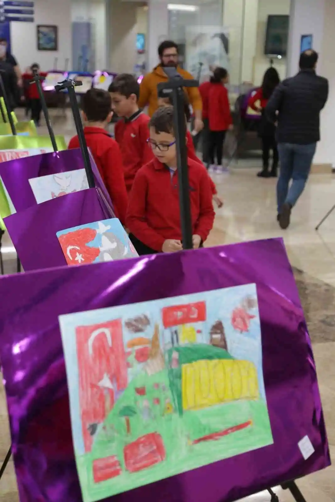 “Çocukların Gözünden Cumhuriyet” resim sergisi açıldı