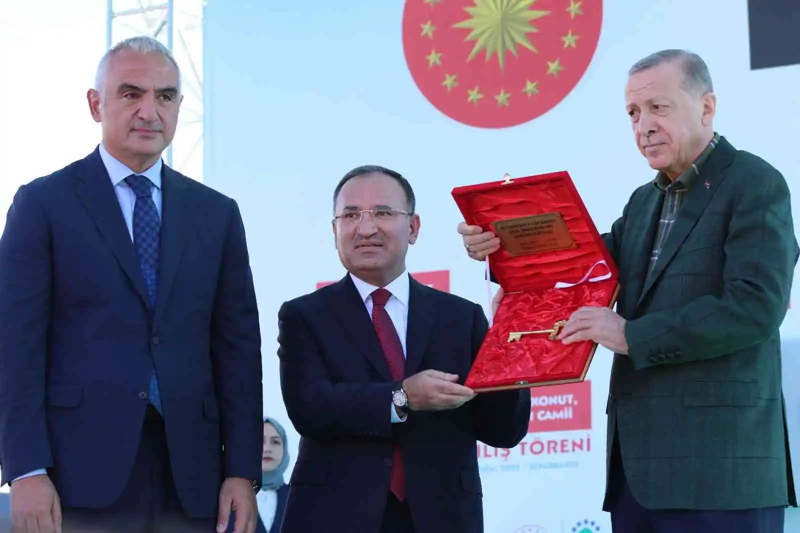 Cumhurbaşkanı Erdoğan Diyarbakır’da 140 projenin açılışını yaptı
