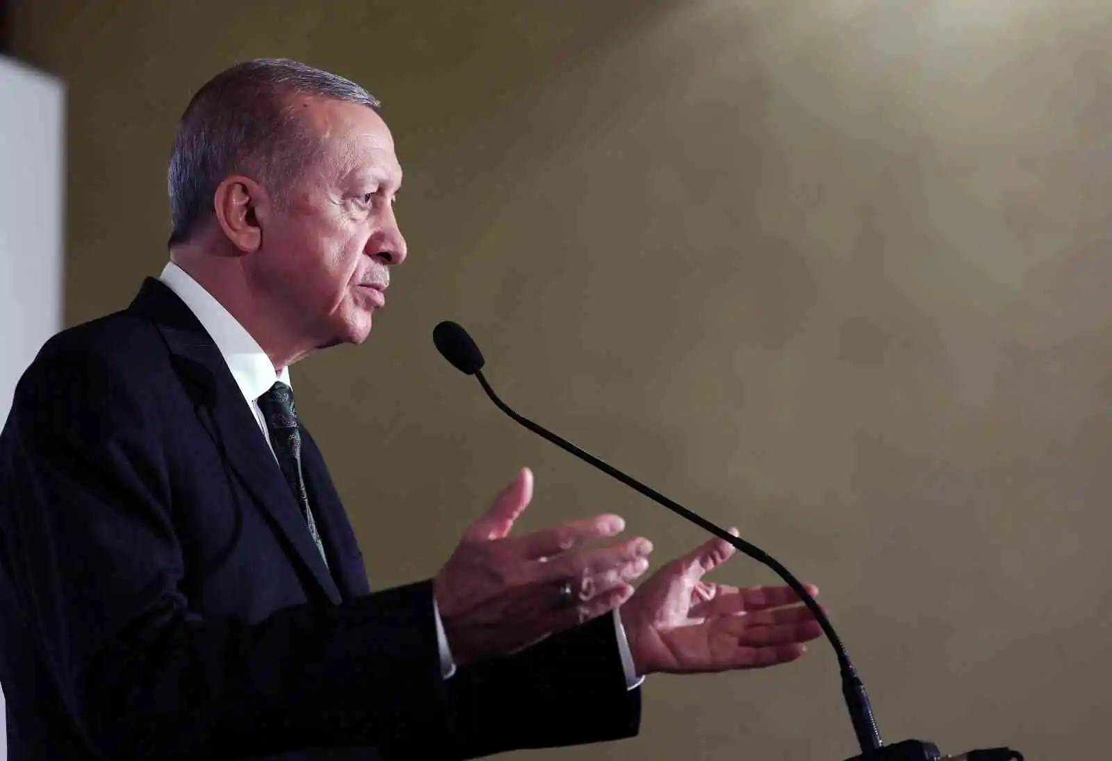 Cumhurbaşkanı Recep Tayyip Erdoğan: “Türkiye, temel sıkıntıların aşılmasında hayati öneme sahiptir”