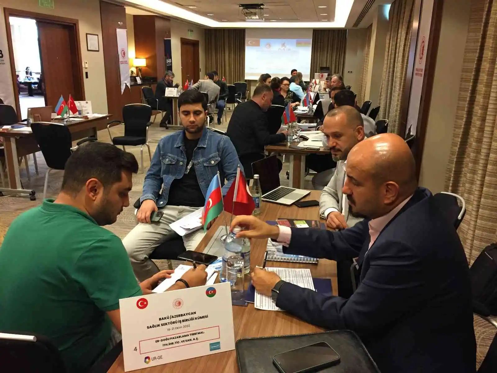 Daib Sağlık Heyeti Bakü’de