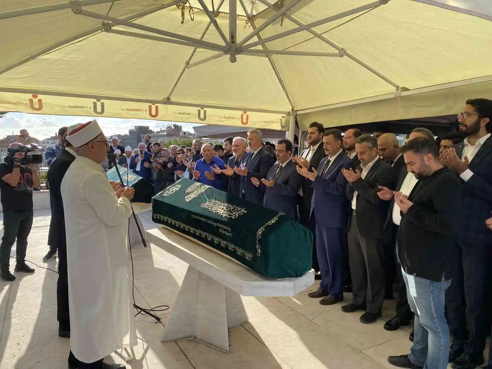 Doç. Dr. Nedim Urhan son yolculuğuna uğurlandı
