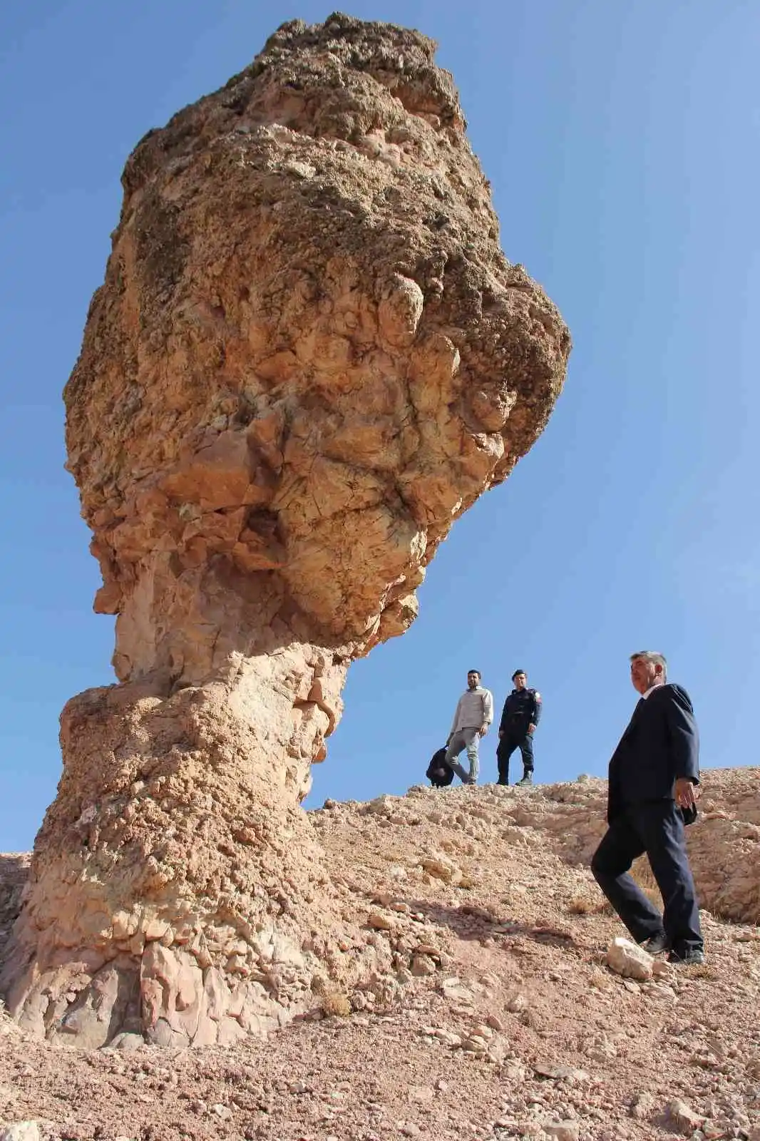 Doğa harikası ‘Kale Peri Bacaları’ turizme kazandırılmak isteniyor
