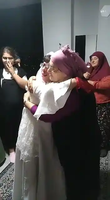 Down sendromlu İlknur’un gelinlik hayali gerçek oldu
