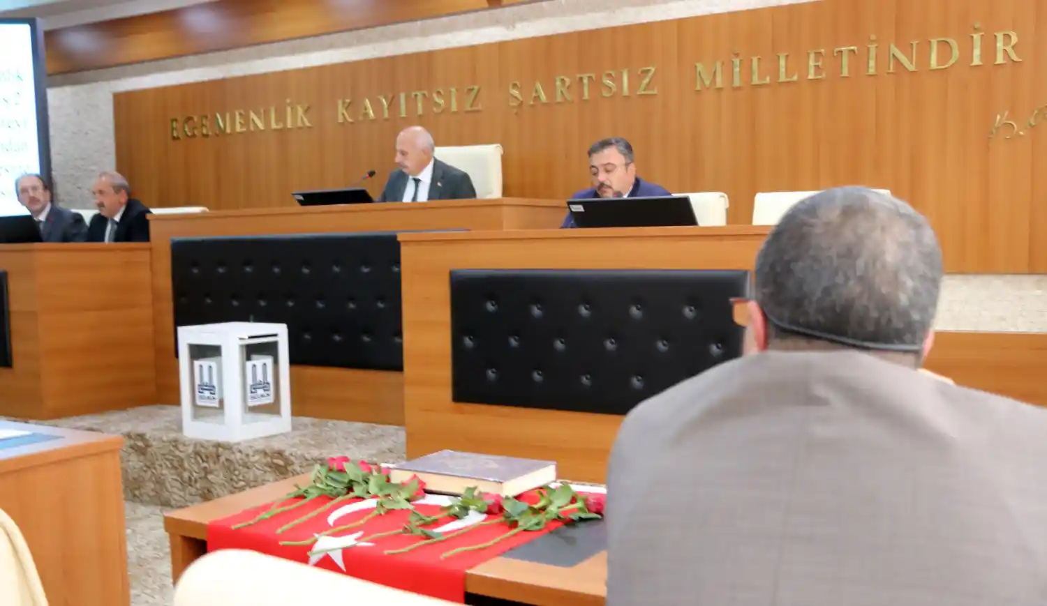 EBB Meclisi’nden anlamlı davranış