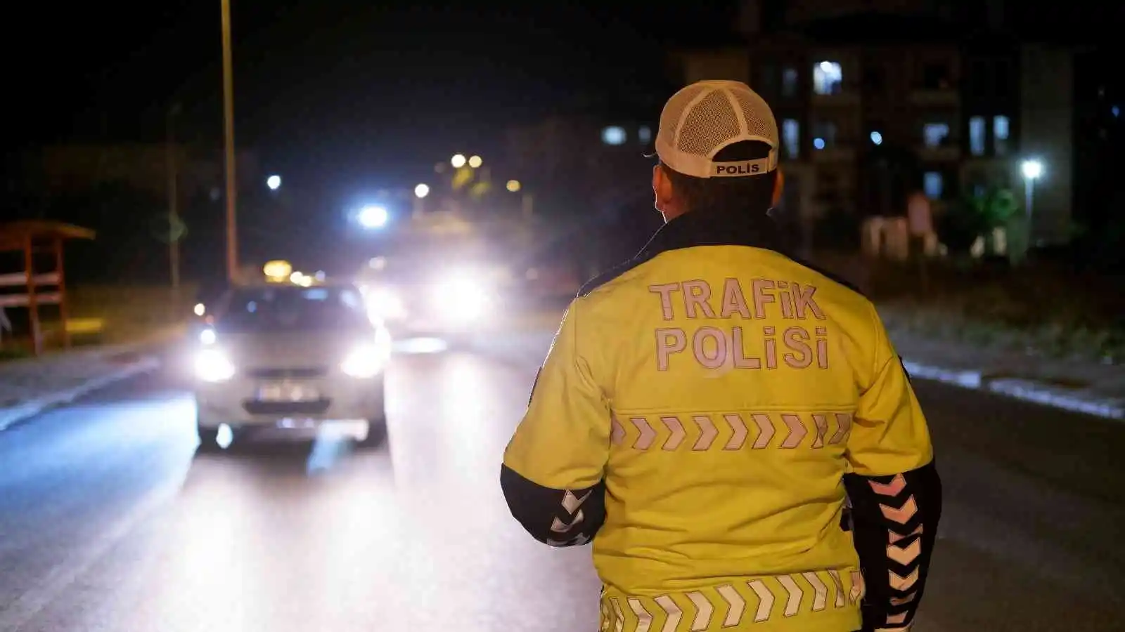 Edirne'de iki otomobil çarpıştı: 3 yaralı