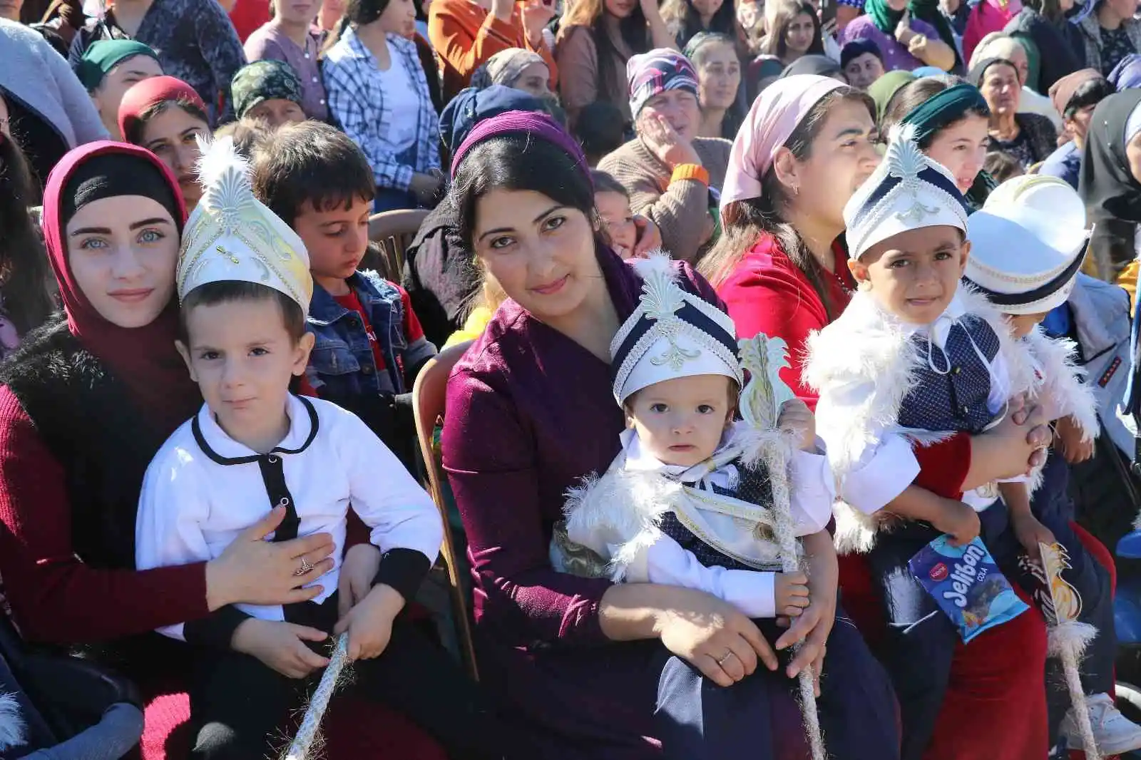 Elazığ’da Ahıska Türkü çocuklar için toplu sünnet töreni düzenlendi