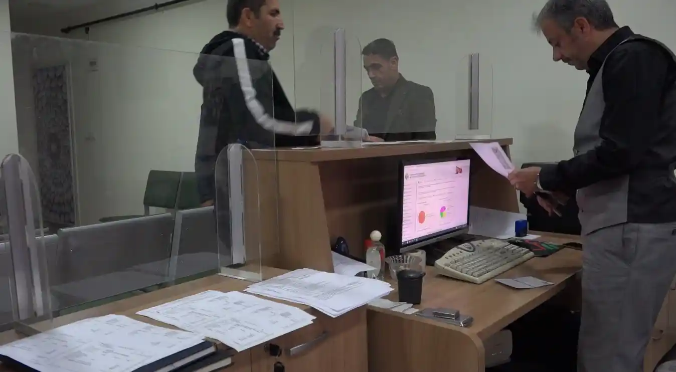 Enkazdan 22.5 saat sonra kurtarılan Aydın hayata tutundu