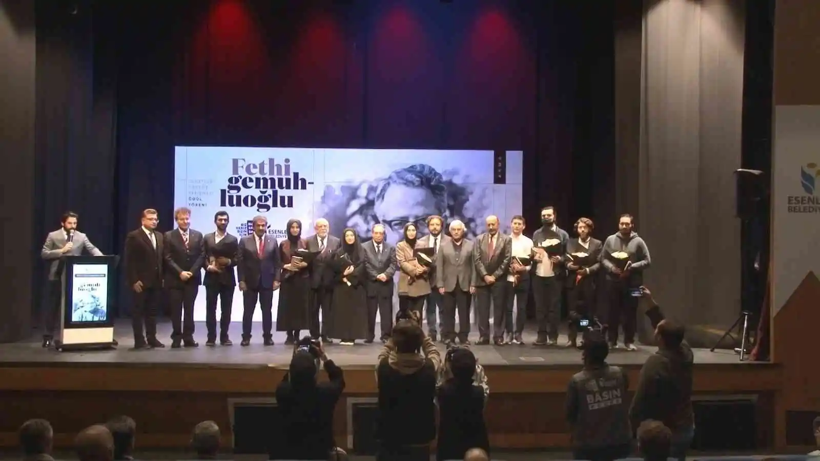 Esenler Belediyesi’nin düzenlediği “Dostluk” yarışmasında ödüller sahiplerini buldu