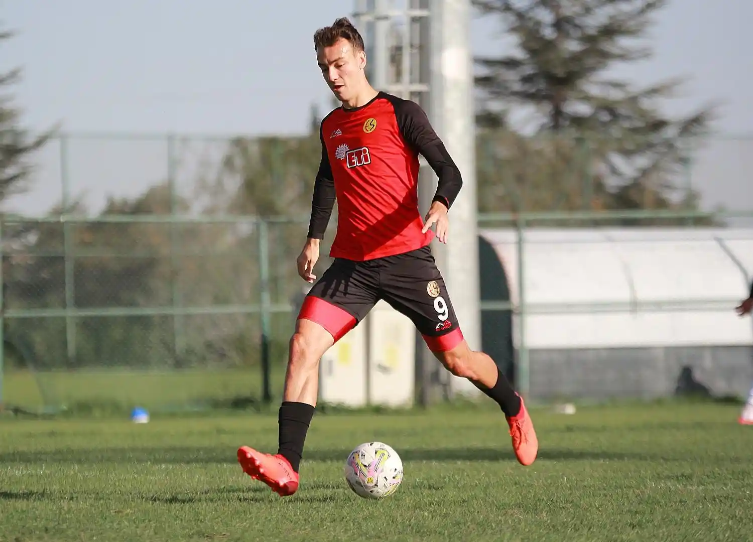 Eskişehirspor, Yomraspor maçına hazırlanıyor